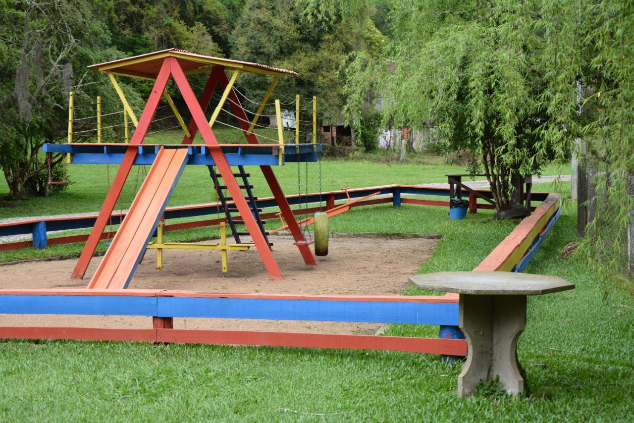 Pousada Parque Das Pitangueiras Flores da Cunha Luaran gambar