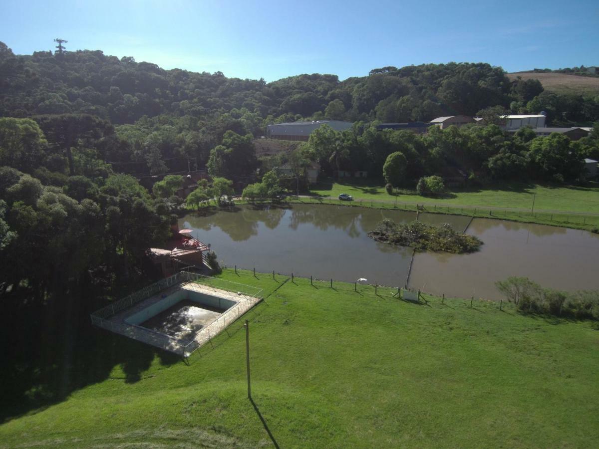 Pousada Parque Das Pitangueiras Flores da Cunha Luaran gambar